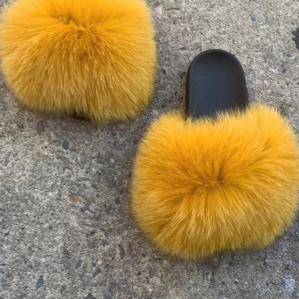Mustard Real Fur Slides sizes 7.5,8,8.5,9.5,10,11